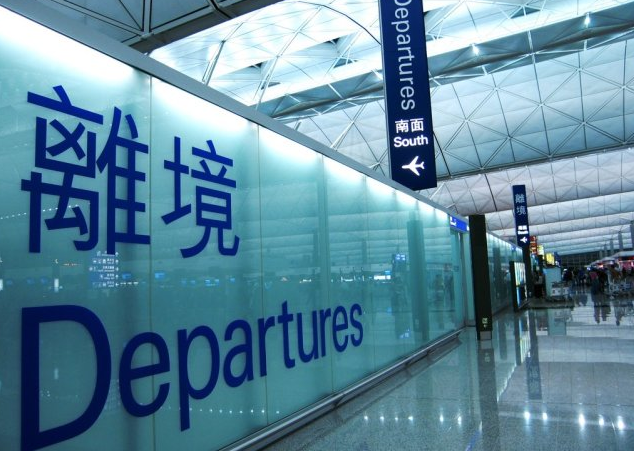 香港人移民舉家回流原因是什么？
